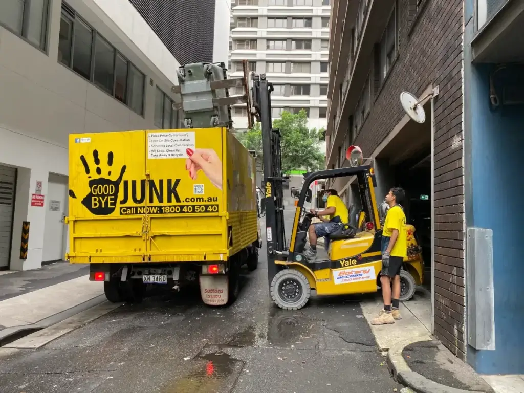 Goodbye Junk machineries collecting rubbish